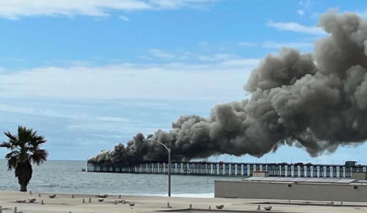 oceanside pier fire